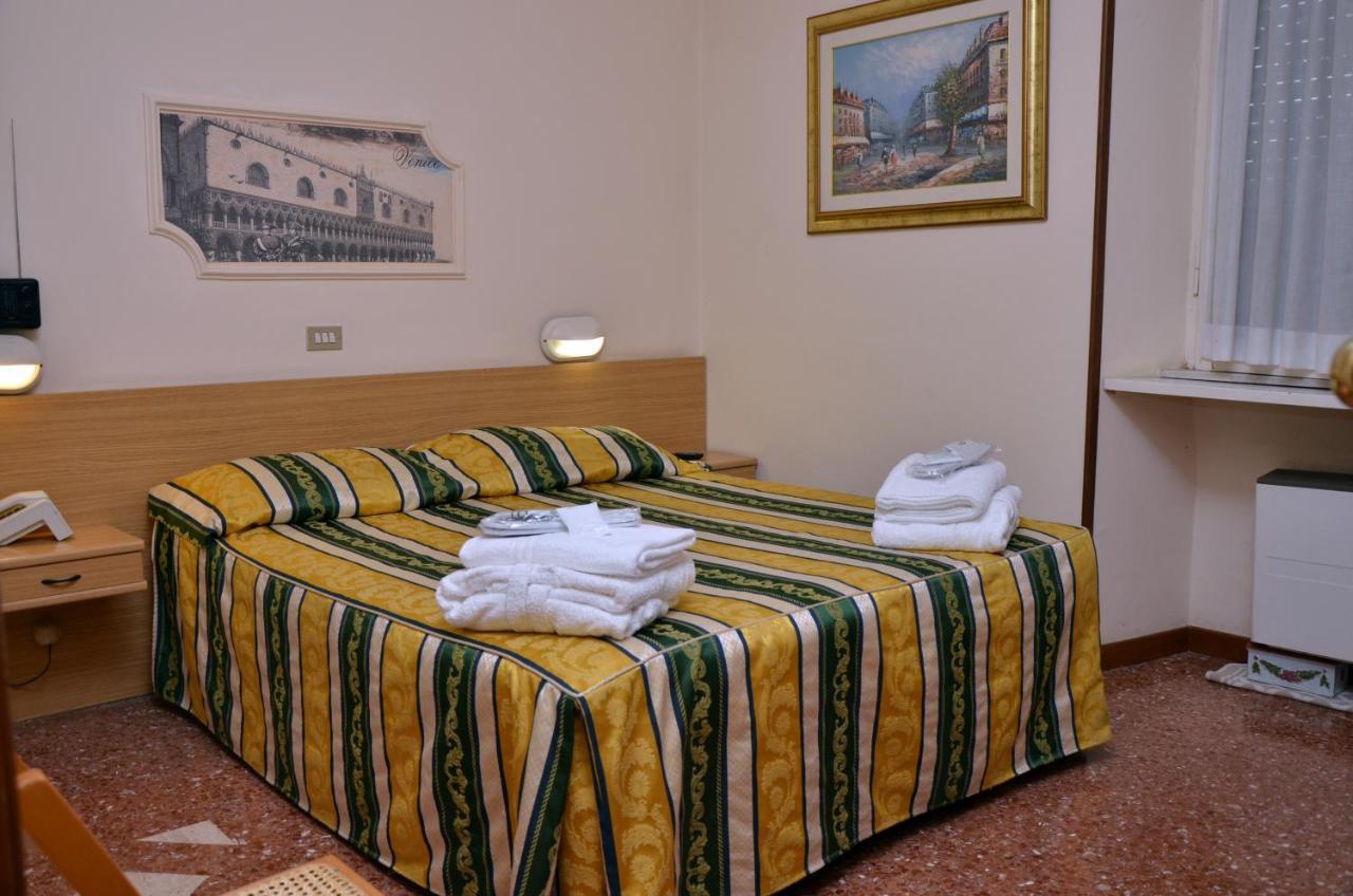 Hotel Argentina & Spa Fiuggi Esterno foto